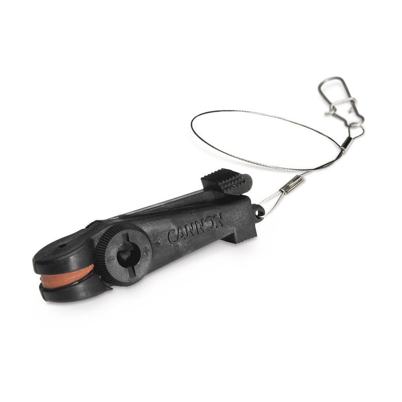 Maxwell RC6 12V Windlass – 500W f/1/4 Chain to 1/2 Rope